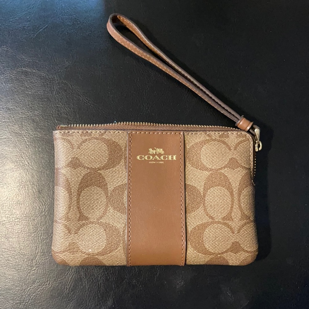 New Coach Wristlet
